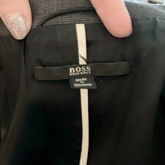 Hugo Boss women’s blazer size 4 - Picture 3 of 5